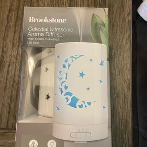 New. Aroma diffuser. Never used